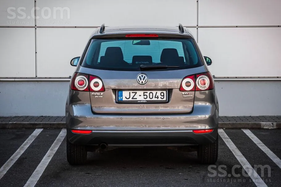 Volkswagen Golf Plus 2012 photo 5