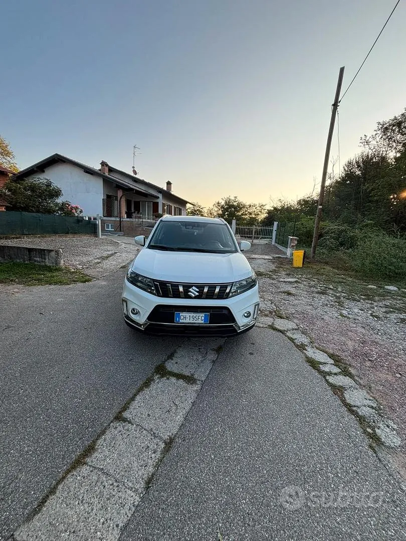 Suzuki Vitara 2022 photo 2