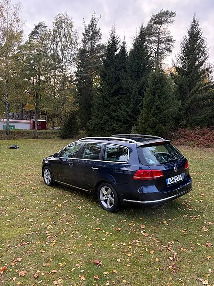 Volkswagen Passat 2011 photo 4