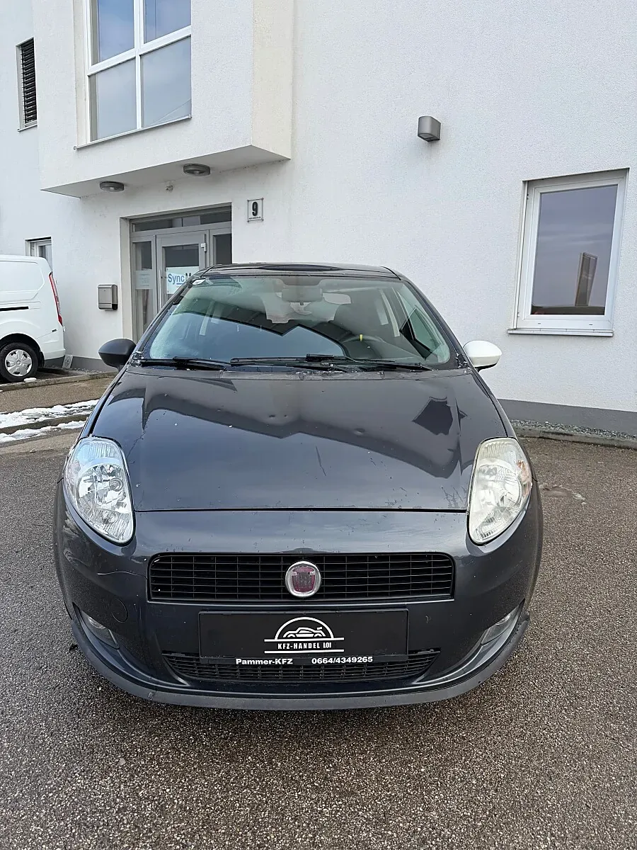 Fiat Punto 2008 photo 2