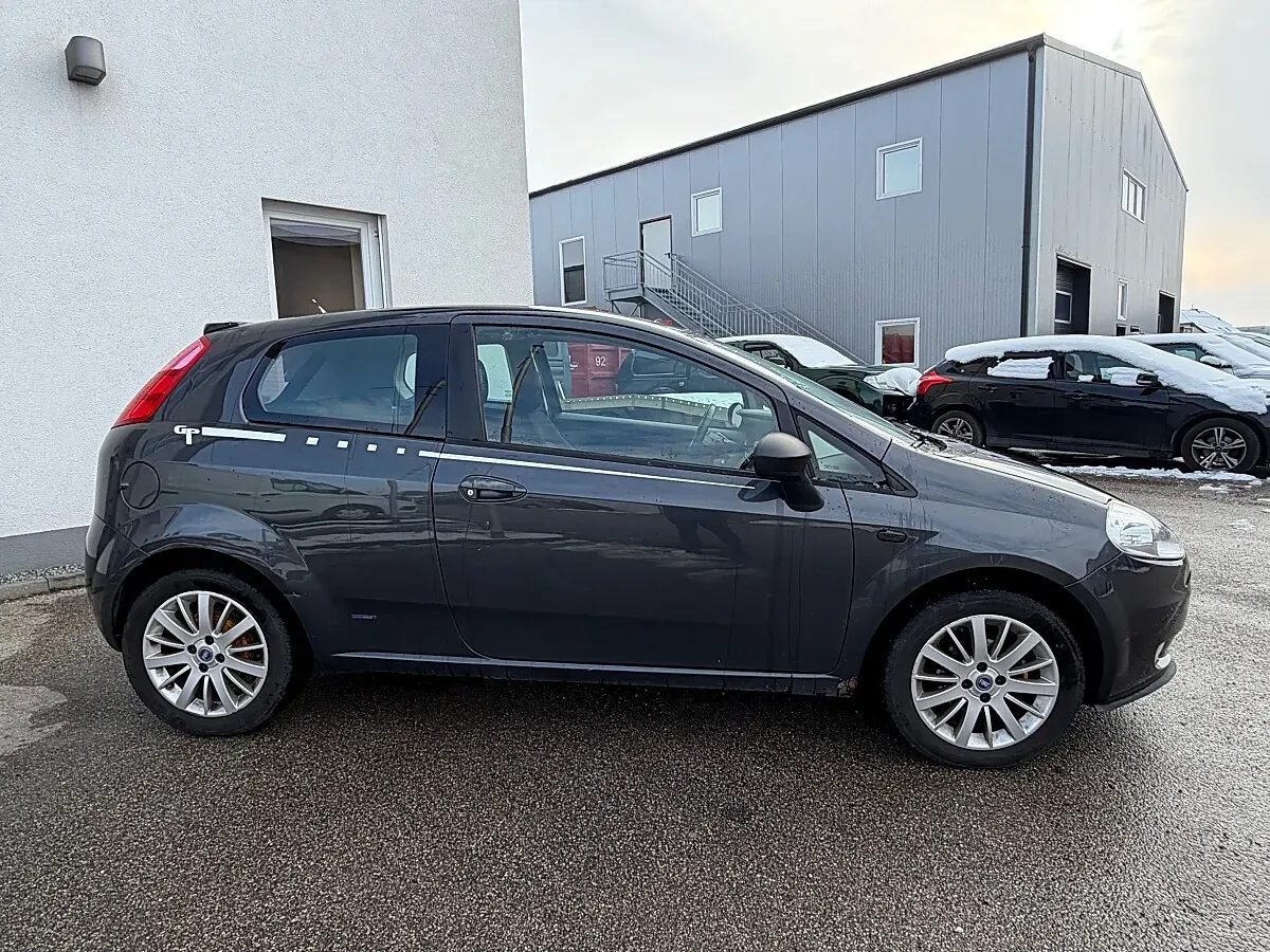 Fiat Punto 2008 photo 3