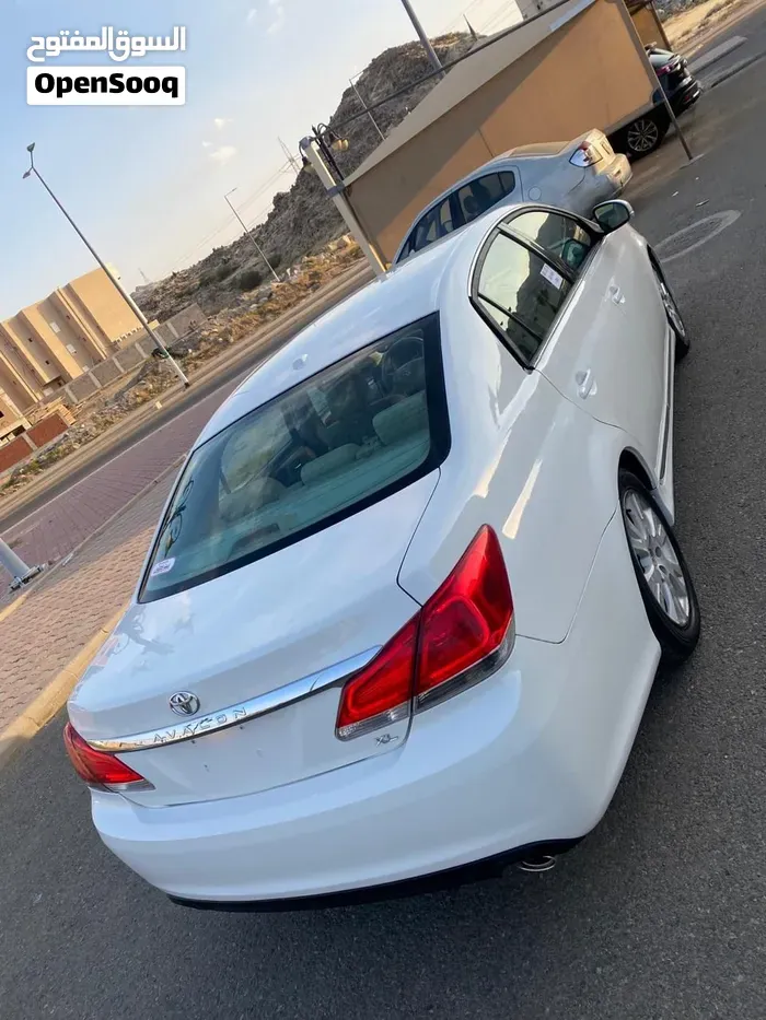 Toyota Avalon 2012 photo 4