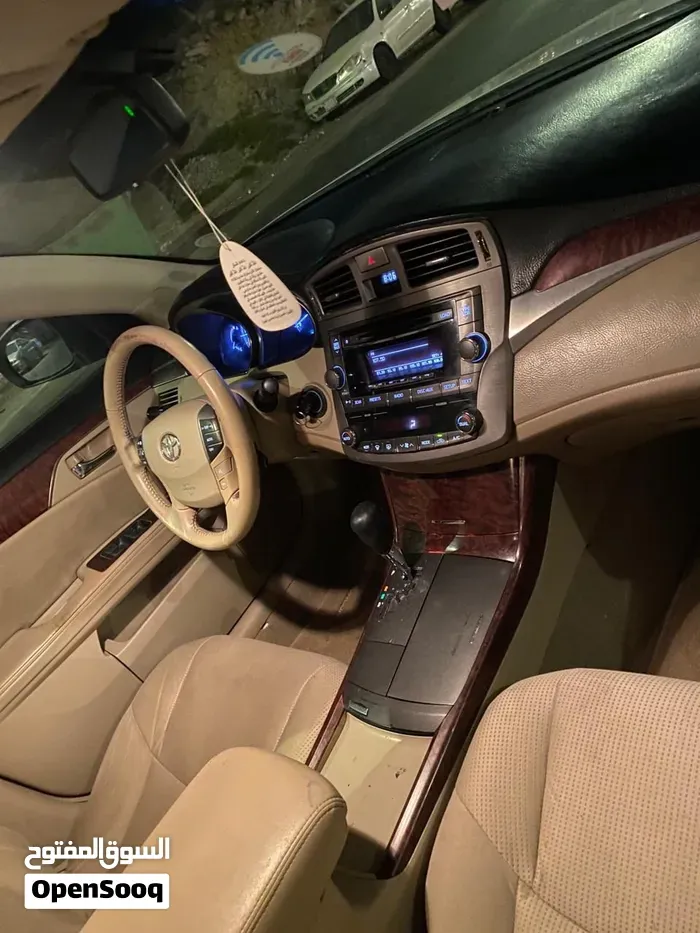 Toyota Avalon 2012 photo 3