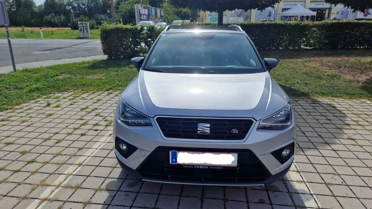 Seat Arona 2020 photo 3