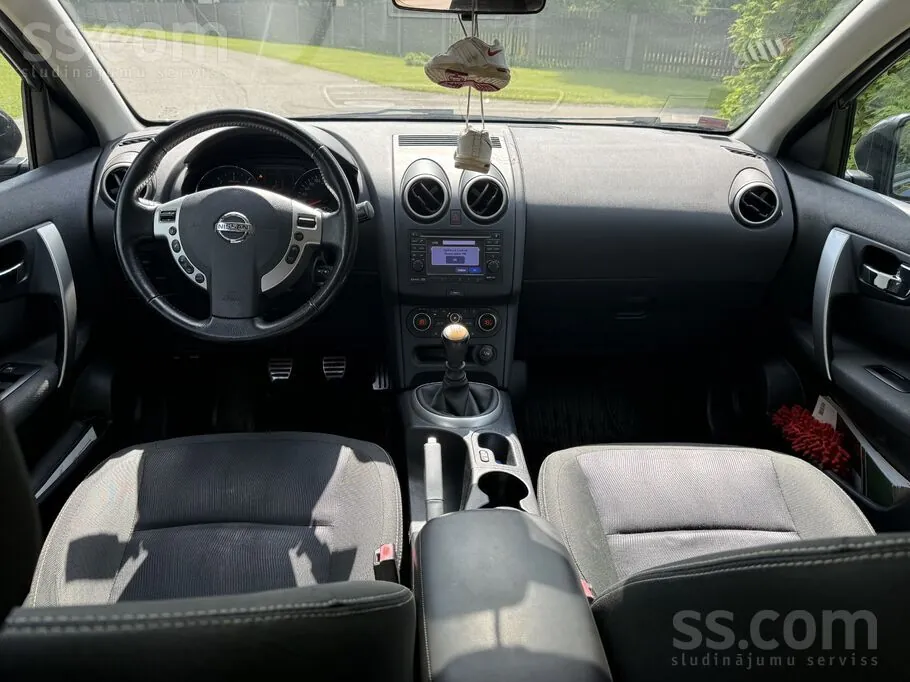 Nissan Qashqai 2013 photo 4