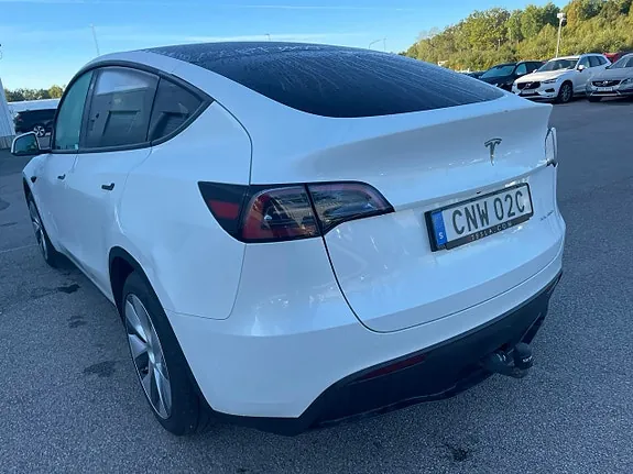 Tesla Model Y 2023 photo 4