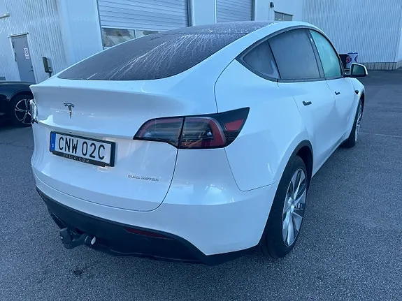 Tesla Model Y 2023 photo 3