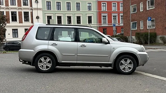 Nissan X-Trail 2004 photo 3