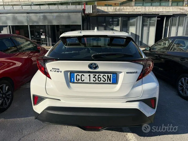 Toyota C-Hr 2020 photo 5