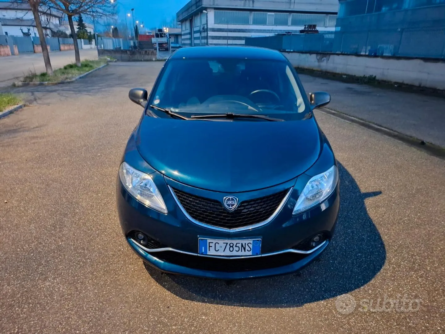 Lancia Ypsilon