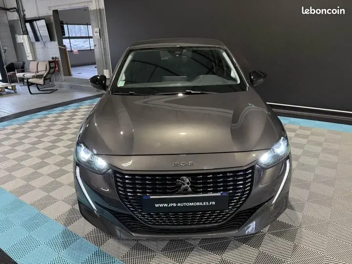 Peugeot 208 2022 photo 5
