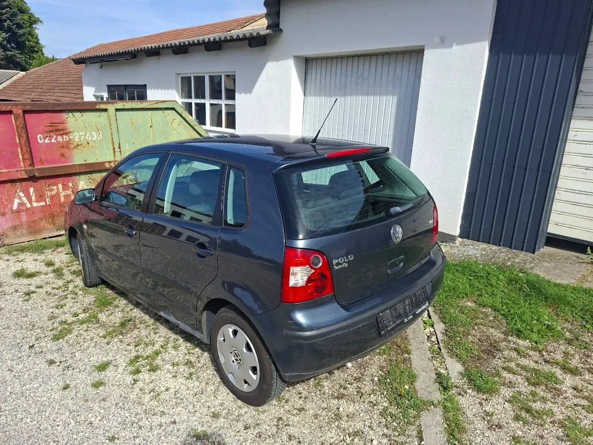Volkswagen Polo 2004 photo 2