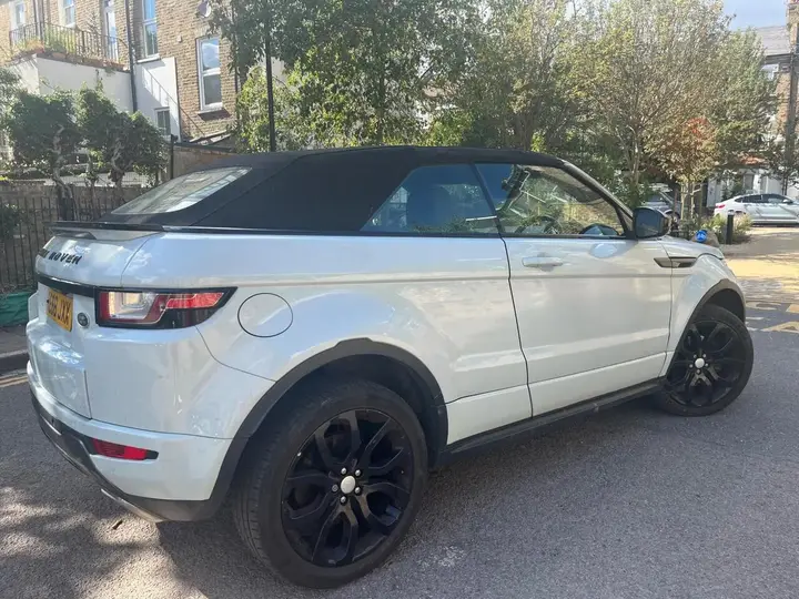 Land Rover Range Rover Evoque 2018 photo 3