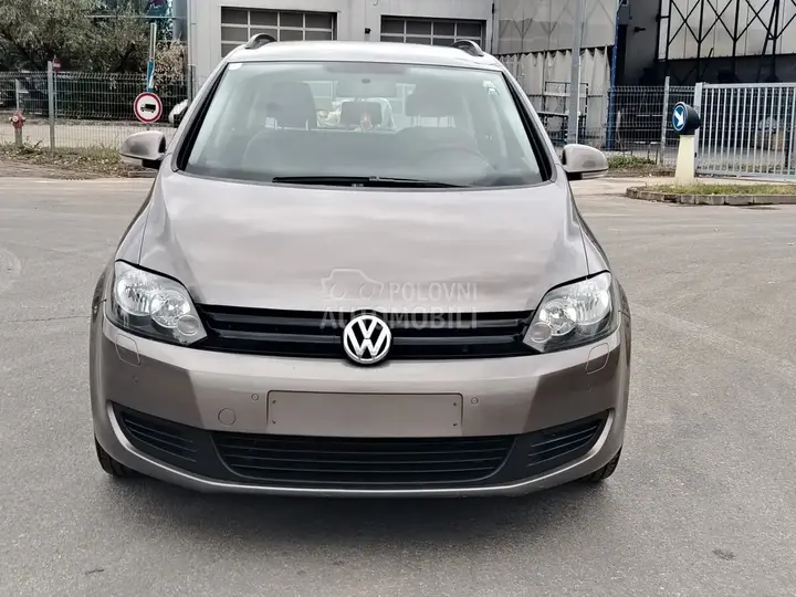 Volkswagen Golf 6 2011 photo 2