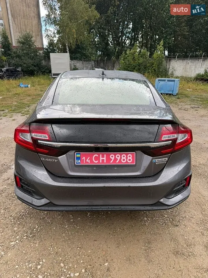 Honda Clarity 2018 photo 2