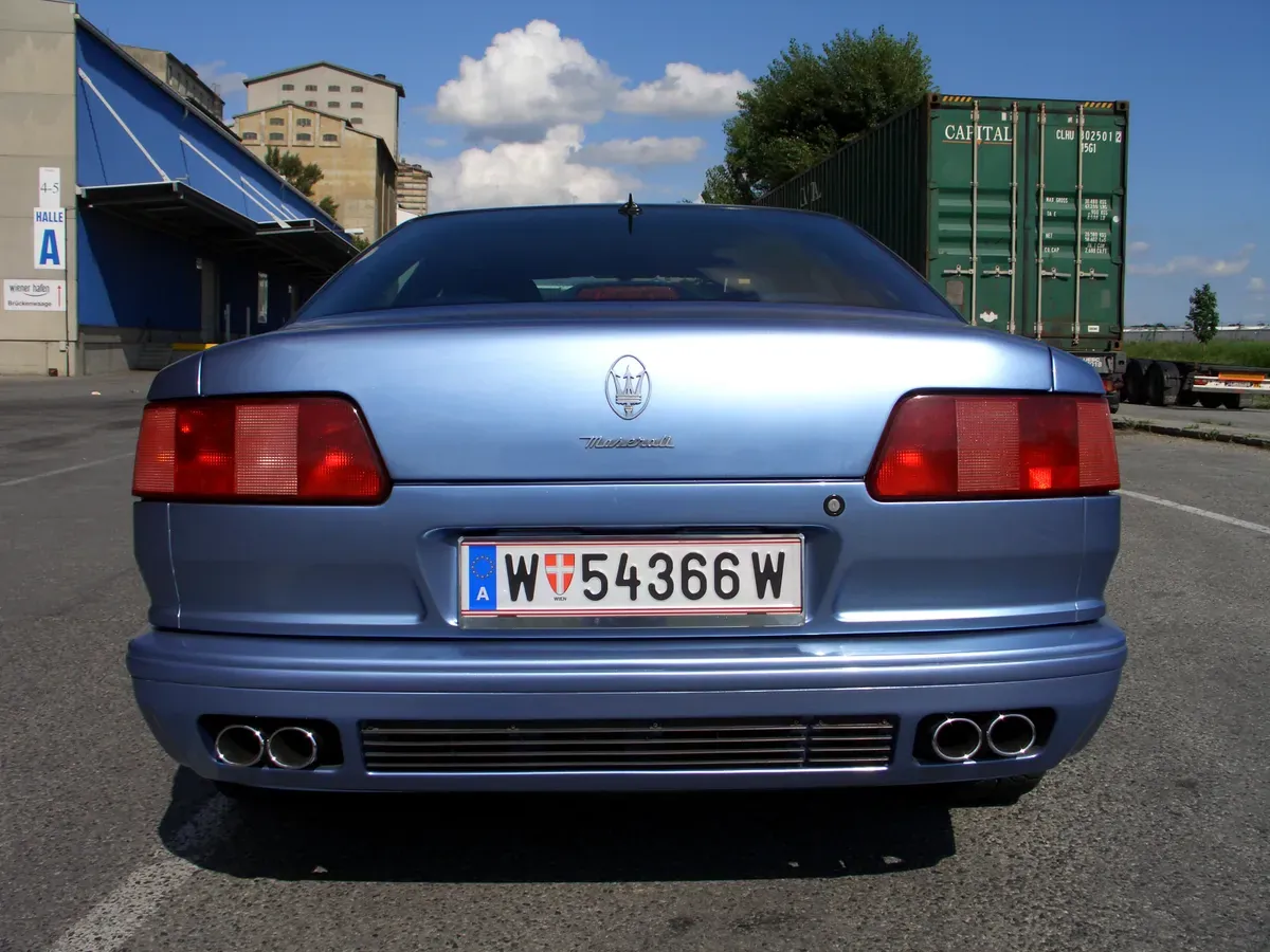 Maserati Quattroporte 1997 photo 2