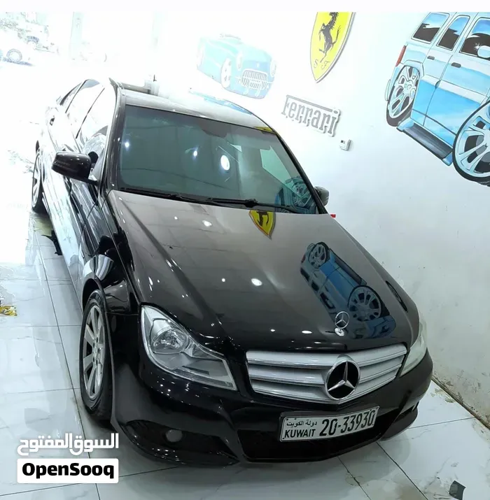 Mercedes-Benz C-Class 2012 photo 2
