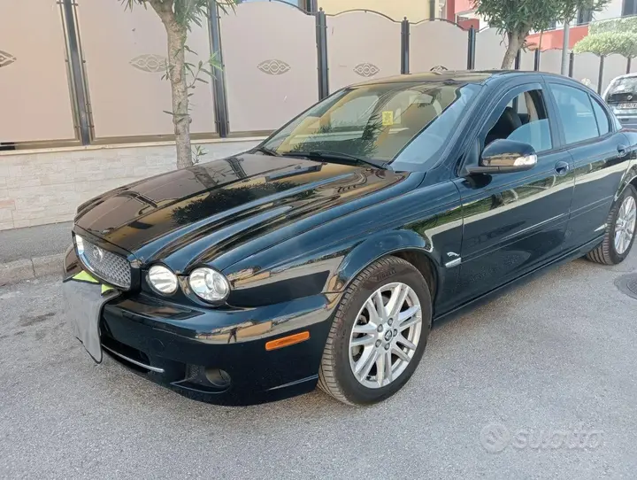 Jaguar X-Type 2009 photo 2
