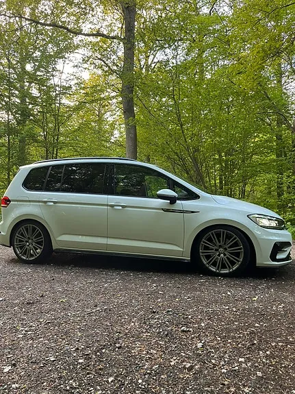 Volkswagen Touran 2020 photo 3