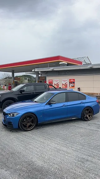 BMW 330E 2017 photo 2