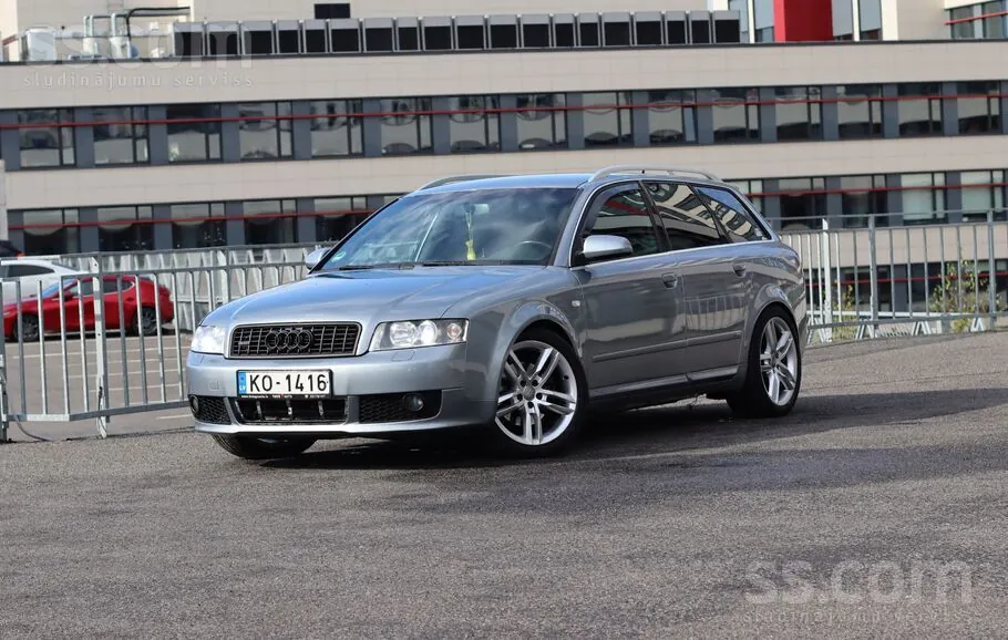 Audi A4 2004 photo 3