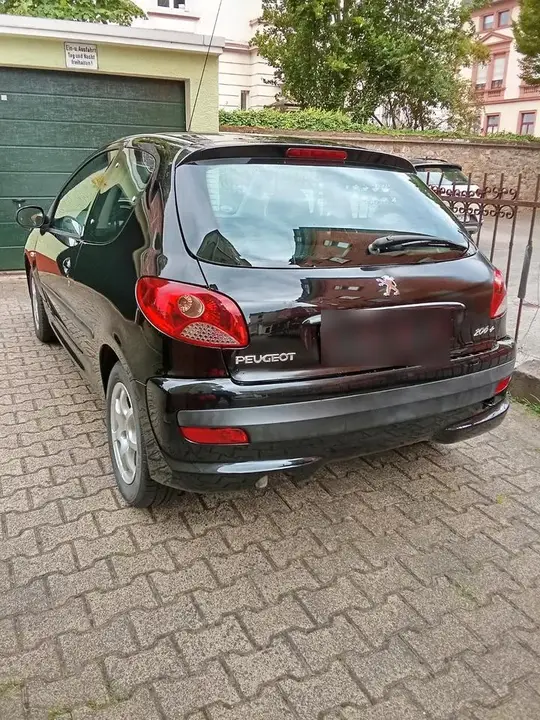 Peugeot 206
