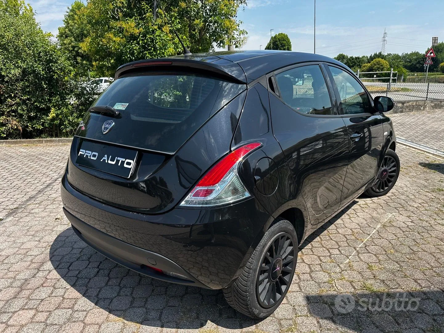 Lancia Ypsilon 2013 photo 5