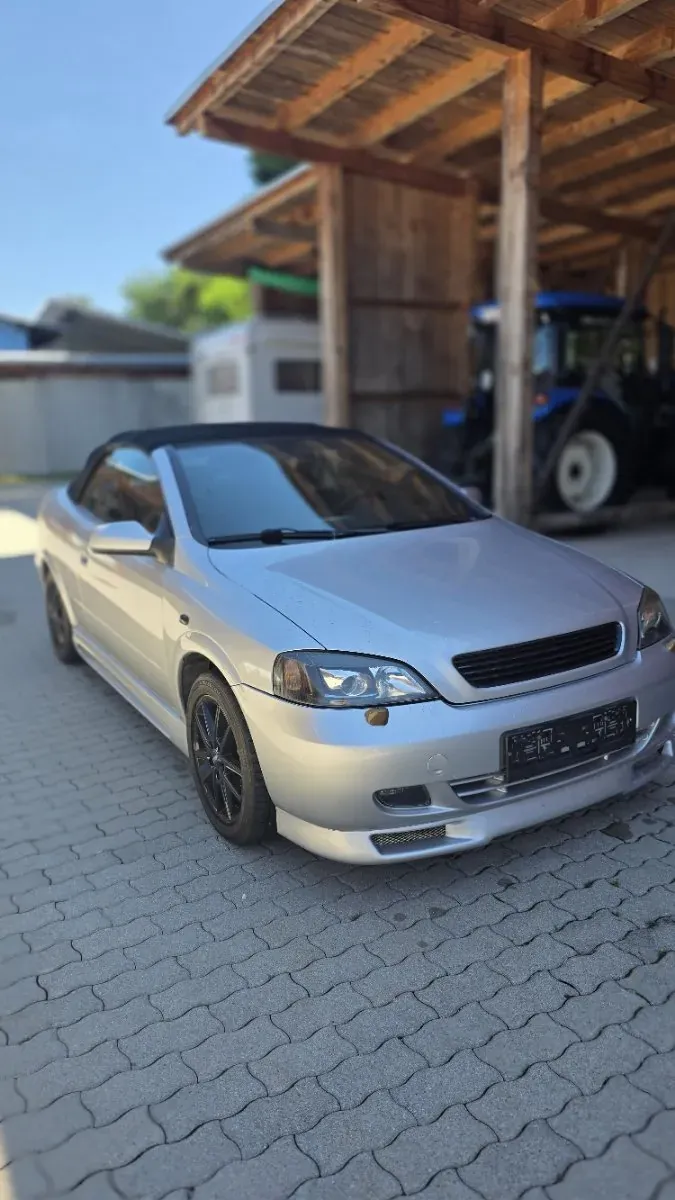 Opel Astra 2002 photo 2