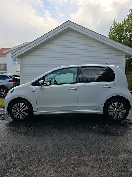 Volkswagen E-Up! 2016 photo 5