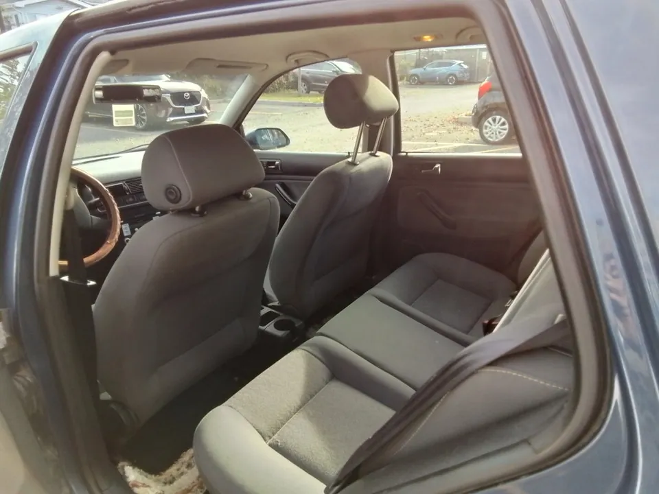 Volkswagen Golf 2008 photo 4