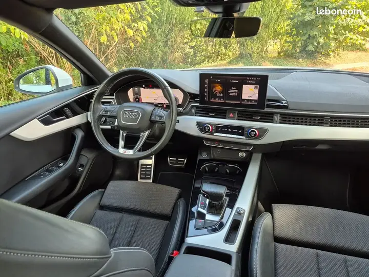 Audi A4 2023 photo 3