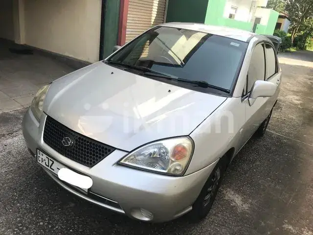 Suzuki Liana 2002 photo 2