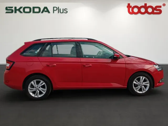 Skoda Fabia 2022 photo 3