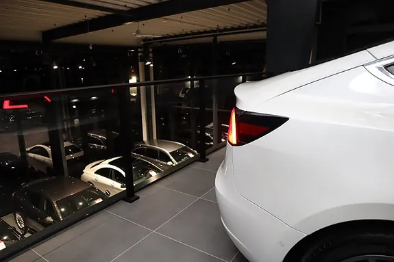 Tesla Model 3 2020 photo 5