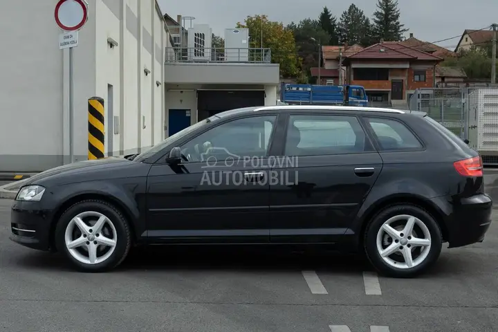 Audi A3 2011 photo 3