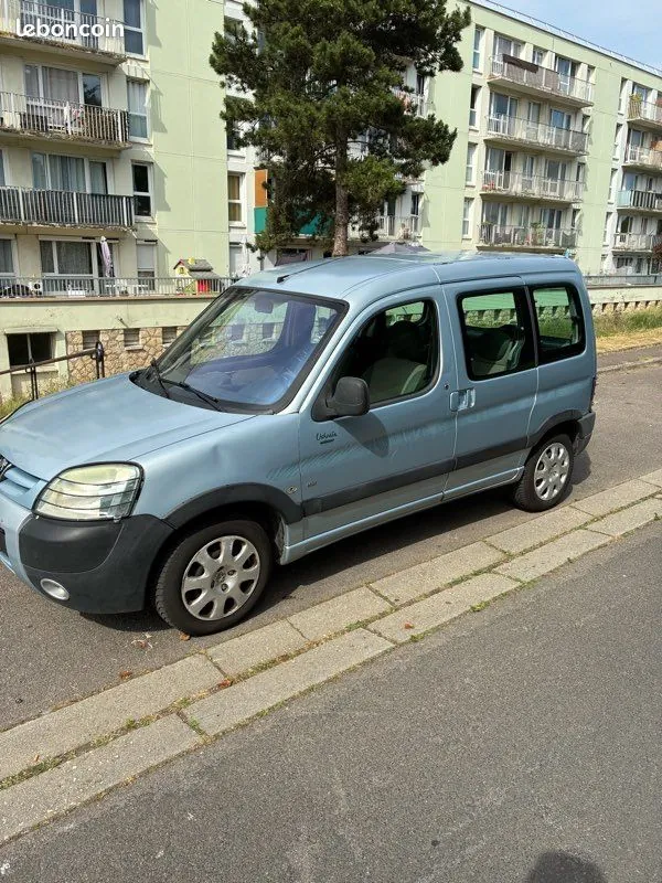 Peugeot Partner 2004 photo 2