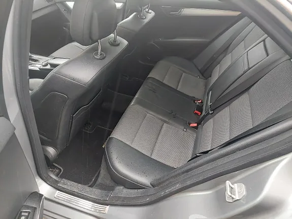 Mercedes-Benz C180 2010 photo 5