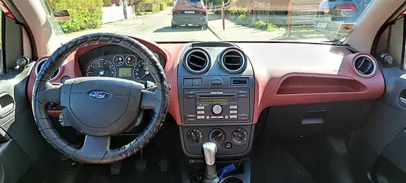 Ford Fiesta 2006 photo 3