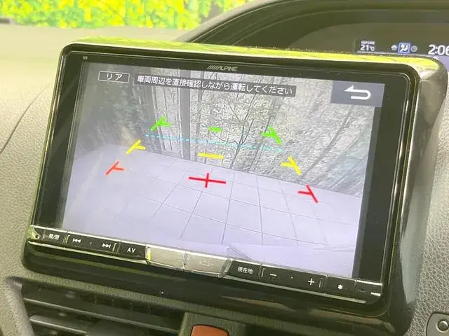 Toyota Esquaise 2016 photo 4