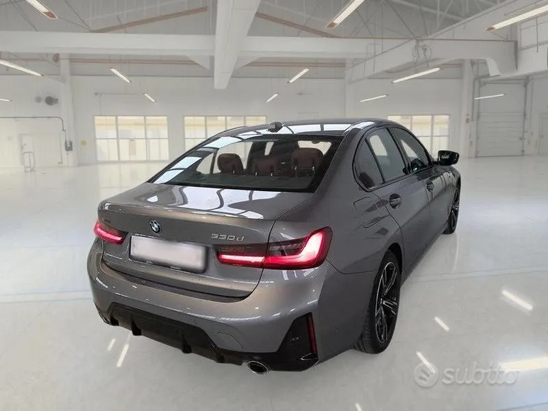 BMW 3 Series 2025 photo 4