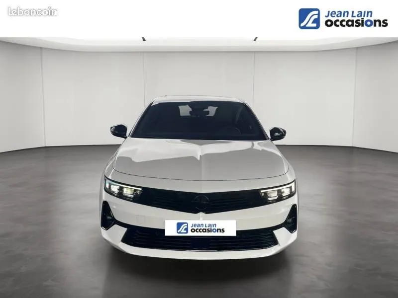 Opel Astra 2025 photo 2