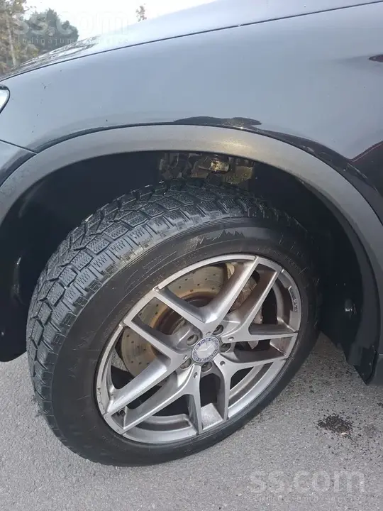 Mercedes-Benz Glc 250 2016 photo 3