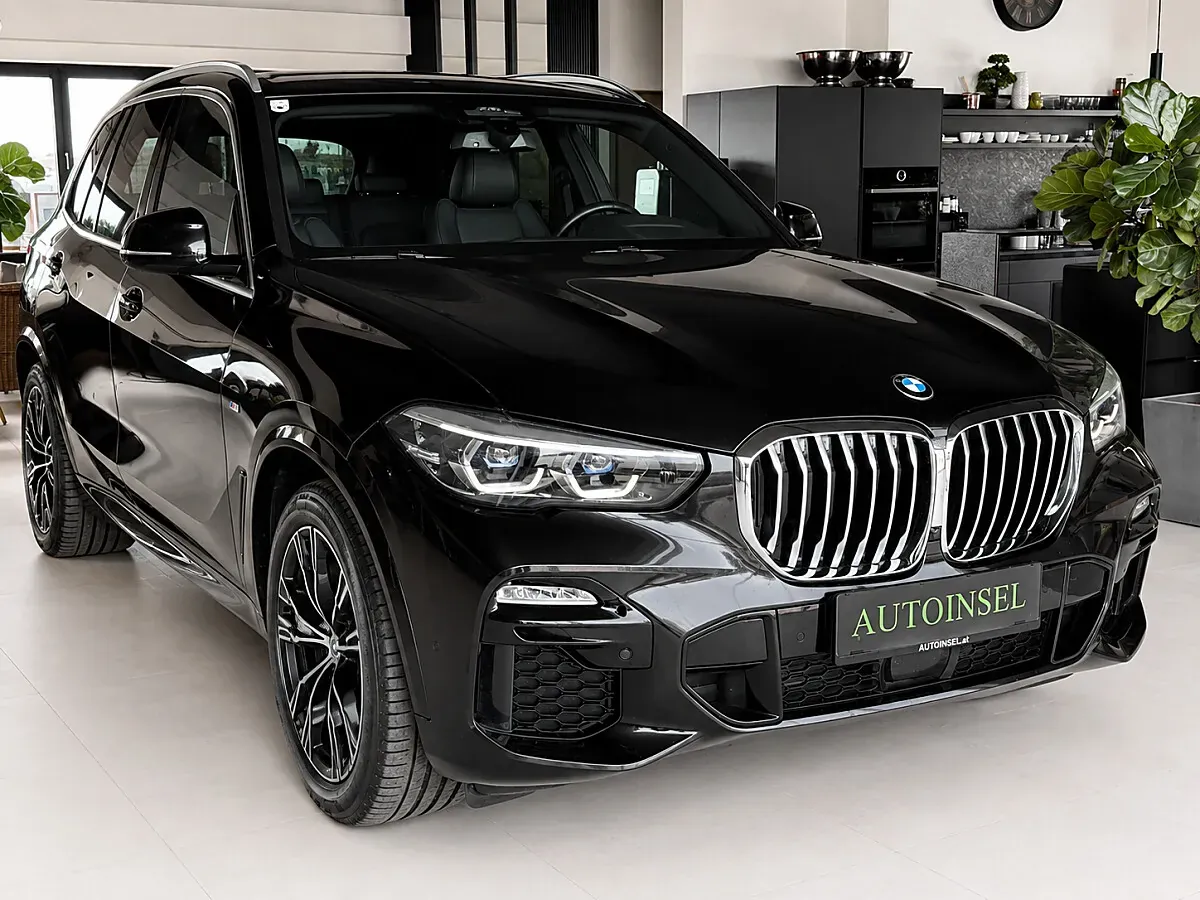BMW X5 2021 photo 2