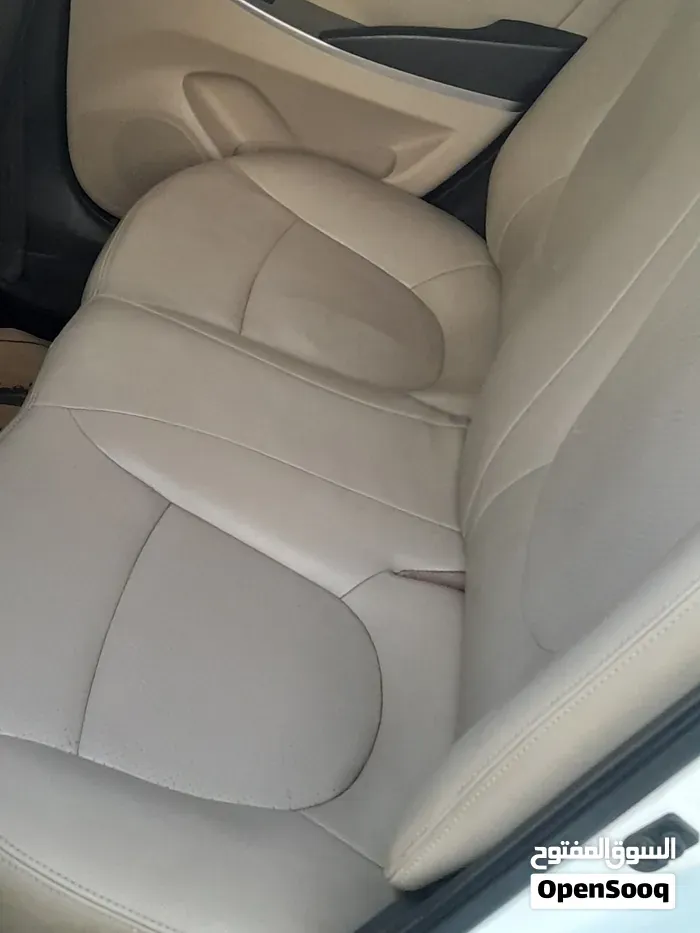 Hyundai Accent 2017 photo 3