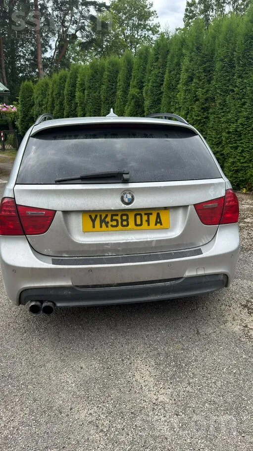 BMW 330D 2010 photo 3