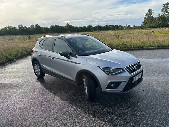 Seat Arona 2018 photo 4