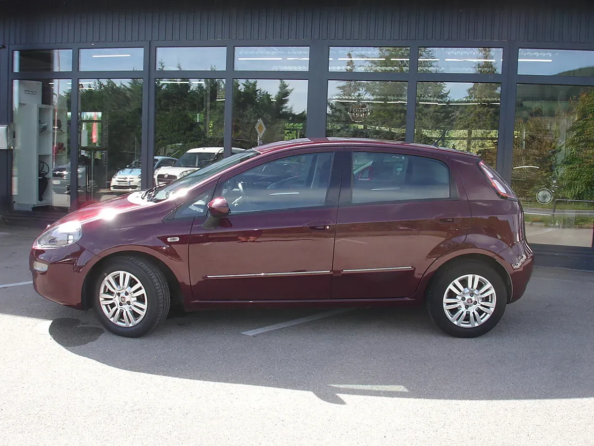 Fiat Punto 2013 photo 3