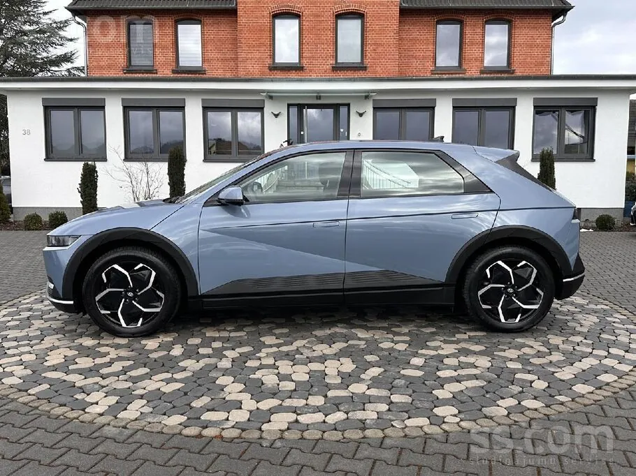 Hyundai Ioniq 5 2023 photo 2
