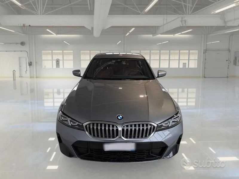 BMW 3 Series 2025 photo 2