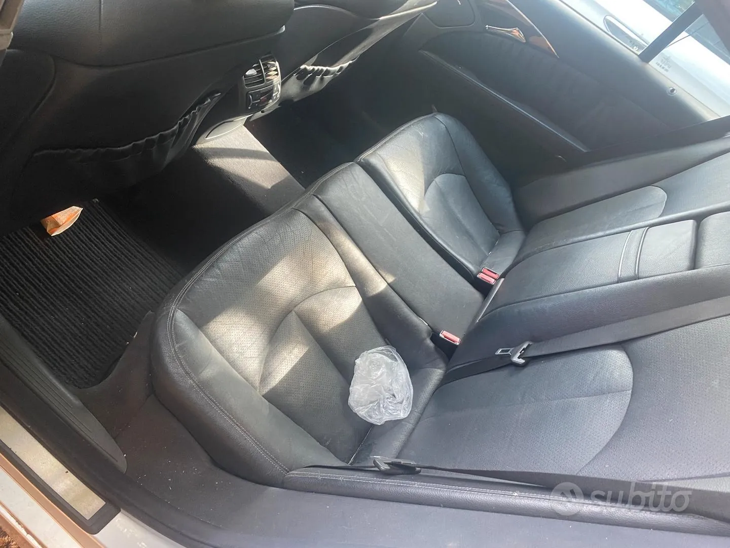 Mercedes-Benz E 270 2002 photo 4